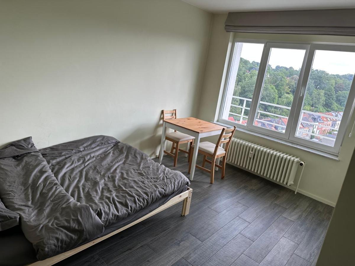 Clam，Grand Apartment In Uccle บรัสเซลส์ ภายนอก รูปภาพ
